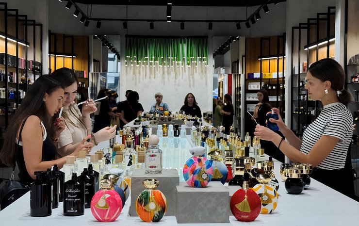 BROCARD Niche Bar в ТРЦ Lavina Mall. Фото: brocard.ua