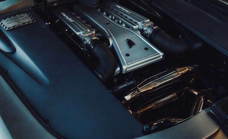 мотор Ламборгини V12