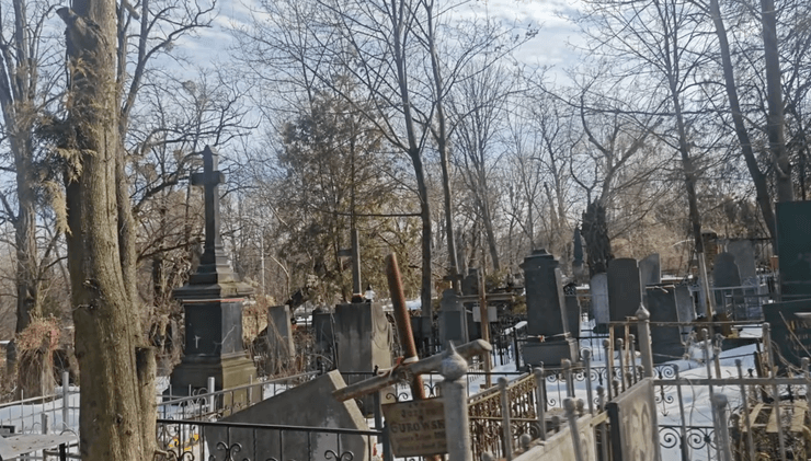 Байкове кладовище