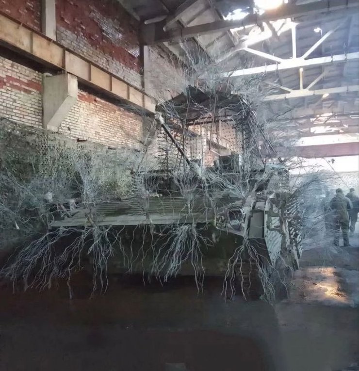 FPV-дрони ЗСУ, БМП-2 ЗС РФ, захист від дронів