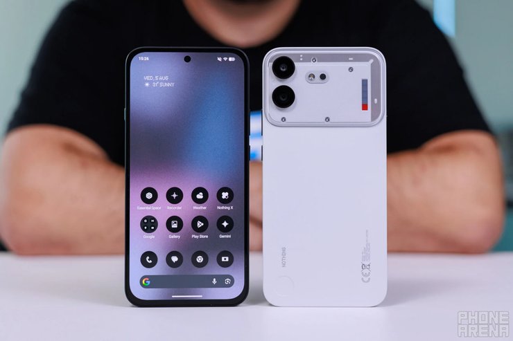 Дисплей Nothing Phone (4b)