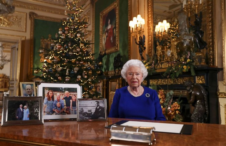 королева елизавета