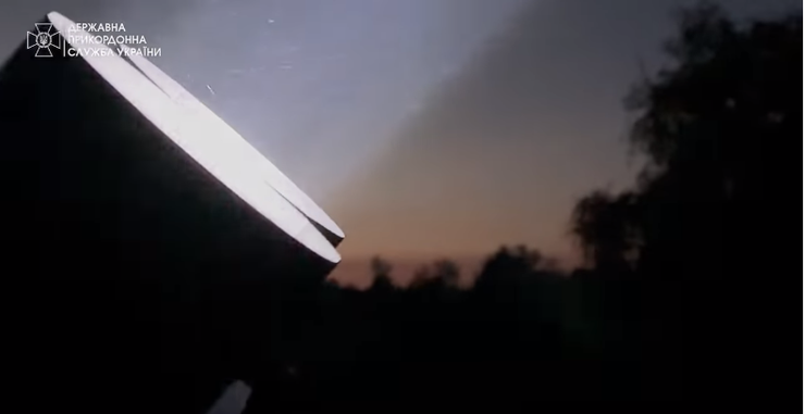 Как прожектор пограничников обнаруживает Шахеты врага