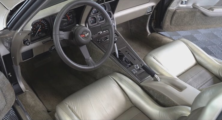 Chevrolet Corvette 1982, Chevrolet Corvette, спорткар Chevrolet