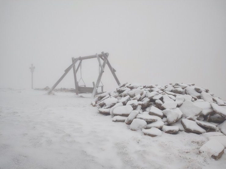 На Чорногорі 29 вересня випав сніг