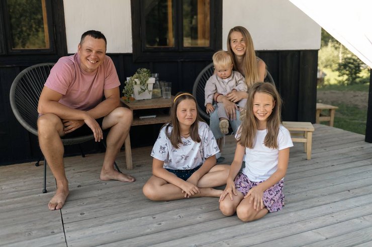 Купити хату в селі, придбання нерухомості, будинки до та після ремонту, житло