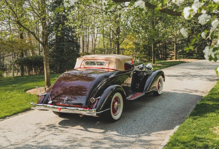 Chrysler CH Imperial