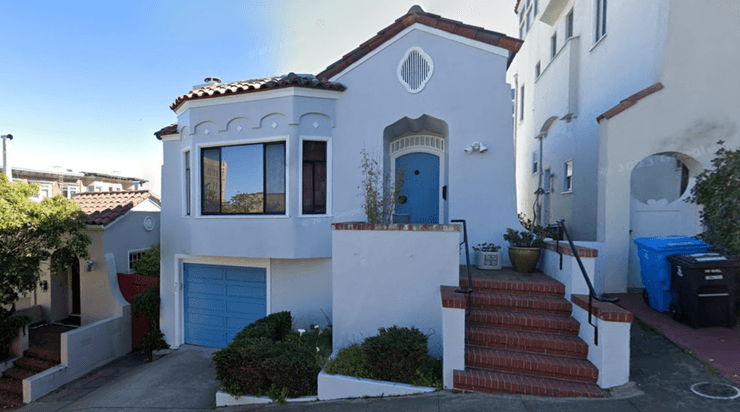 Дом на продажу, в доме нельзя жить, аренда жилья, дом для наследства, необычное объявление о продаже, жилой дом, дешевый дом