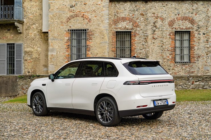 Новый Leapmotor C10, электромобиль Leapmotor, электромобиль Leapmotor, кроссовер Leapmotor