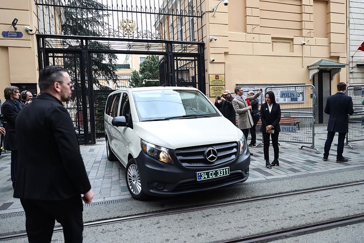 Зустріч делегацій США та РФ, переговори США і Росії, переговори в стамбулі, переговори з Росією, трамп підіграє Росії, стратегія США, за кого грають США