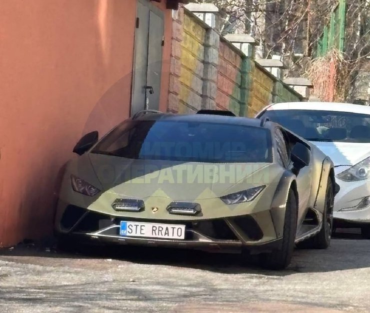 суперкар Lamborghini Huracan, Lamborghini Huracan Sterrato,суперкар Lamborghini