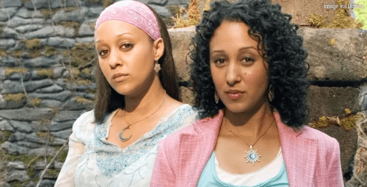 Тіа і Тамера Моурі у фільмі "Сіпання"