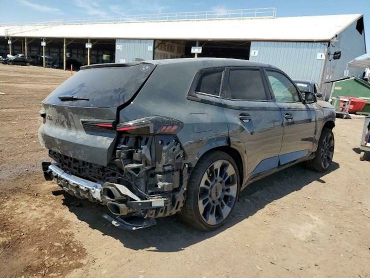 BMW XM, новый BMW XM, кроссовер BMW, BMW XM 2023