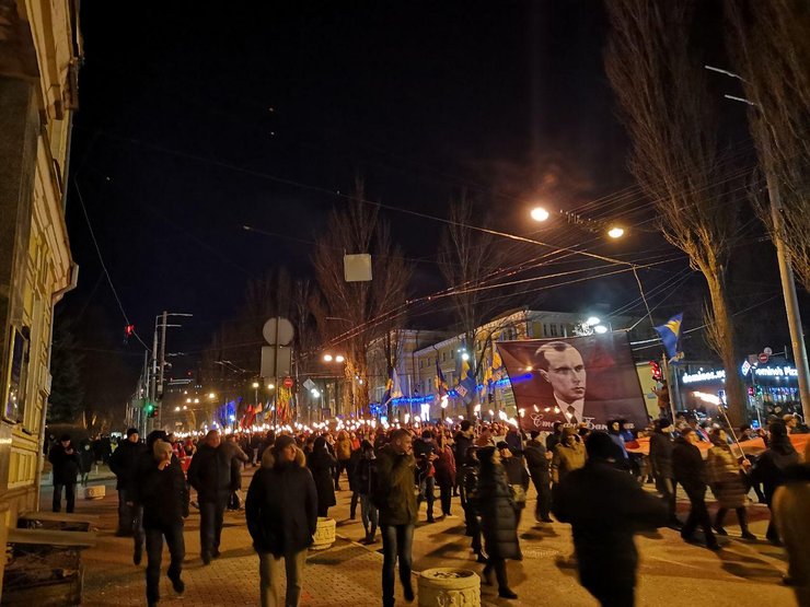 Cтепан Бандера, Киев, факельное шествие, фото