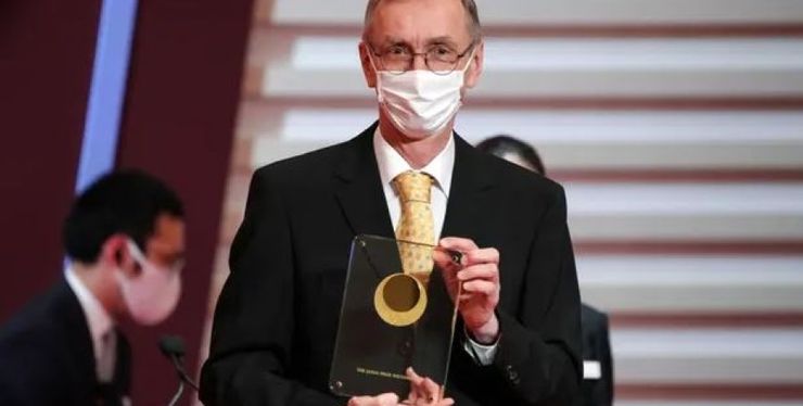 Нобелівська премія з фізіології та медицини 2022, нобелівська премія, нобелівська премія медаль, Альфред Нобель, нобелівська премія, хто засновник Нобелівської премії, заповіт Нобеля, Нобелівський комітет