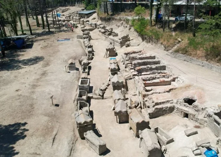 археологи, археологія, розкопки, дослідження, Чорноморський регіон, місто, Тіос, колонія, саркофаг, поховання, могила, некрополь, відкриття, значення, римляни