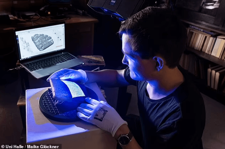 древние клинописные таблички, расшифровка древних языков, искусственный интеллект в археологии, история Месопотамии, ИИ расшифровывает древние тексты, искусственный интеллект в археологии