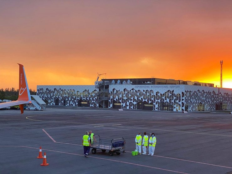 запорожский аэропорт