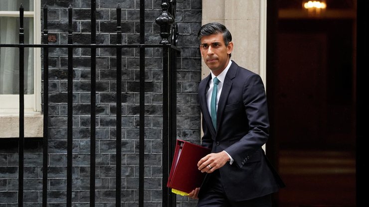 Великобритания вслед за США тоже ввела санкции к Мосбирже