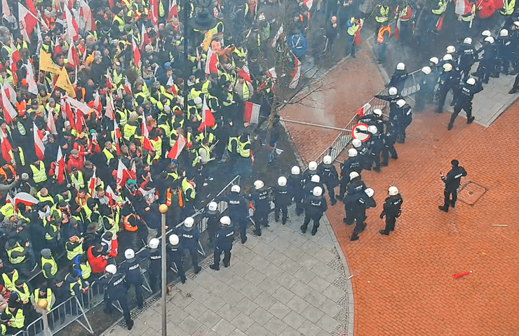 Протесты в Польше