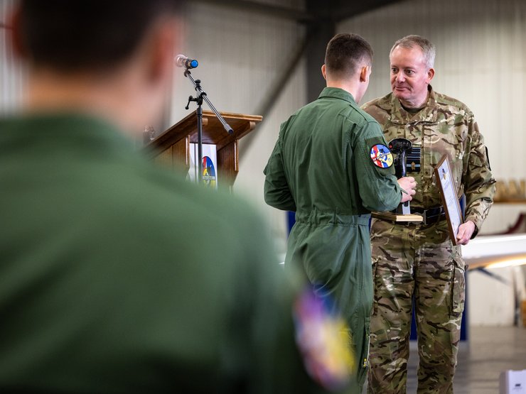 Летчики прошли подготовку в Великобритании