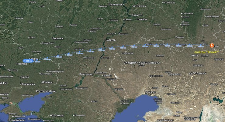 Google maps с данными о расстоянии до полигона "Ясный" в РФ