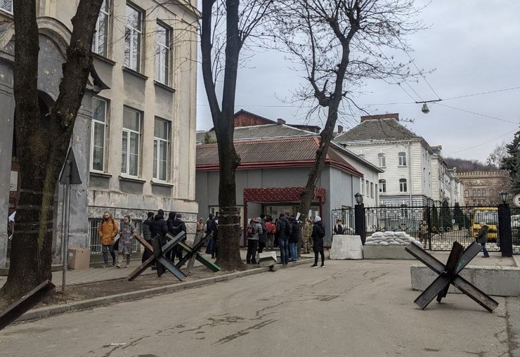 Центр комплектования и соцподдержки во Львове