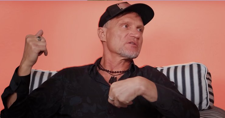 Олег Скрипка, співак