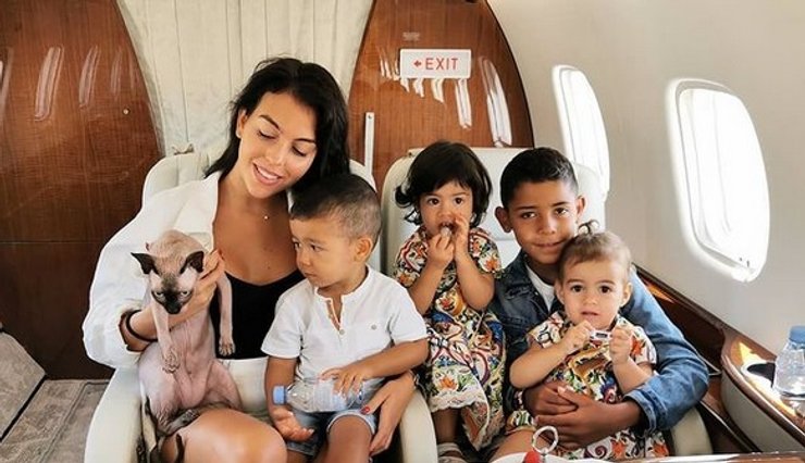 Криштиану Роналду, Турин, кот, самолет, футболист