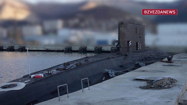Фрагмент видео росСМИ с субмариной класса "Варшавянка"