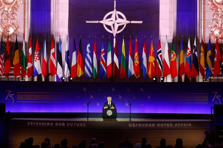 схема Столтенберга, саміт НАТО, допомога Україні, постачання озброєнь Україні, Зеленський на саміті НАТО