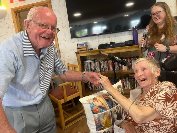 Як прожити довге та щасливе життя, розповіли Аліса та Алек з Шотландії, запорука хорошого шлюбу, стосунки