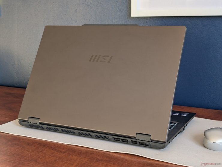 Ноутбук MSI Venture 16