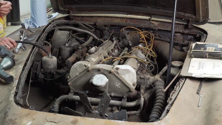 Aston Martin DB4 1959, Aston Martin DB4, Aston Martin, заброшенные авто