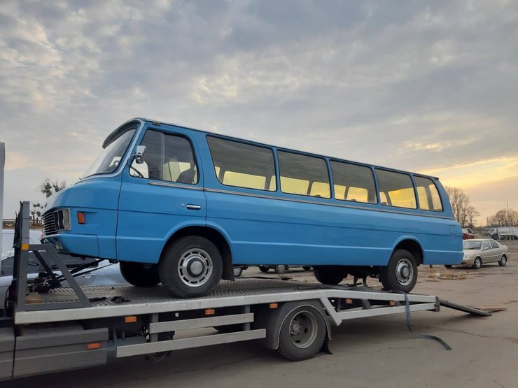 ЗІЛ-3207 Юність