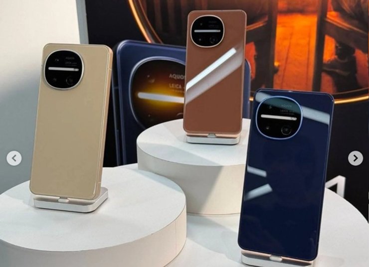 Смартфоны Sharp Aquos R11