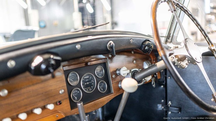 Салон Bugatti Type 41