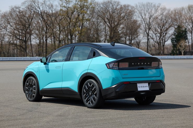 кроссовер Nissan Leaf