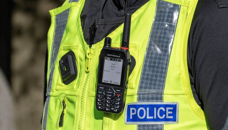 Motorola MXP600, рація, технологія TETRA, поліцейський