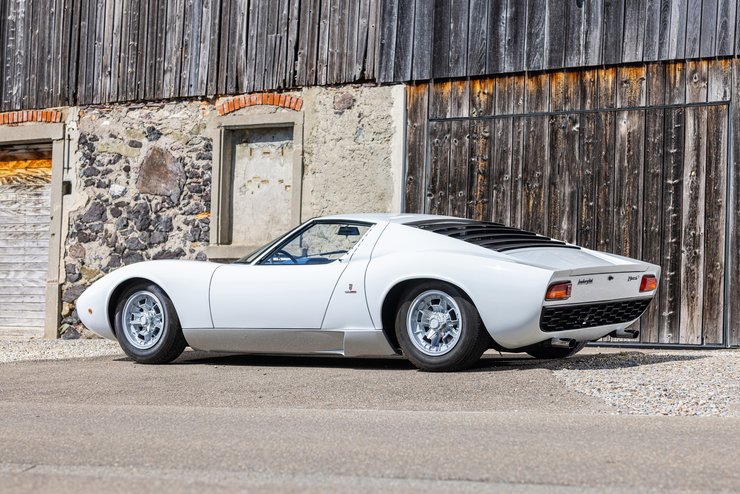 Lamborghini Miura P400, Lamborghini Miura, Lamborghini Miura 1968, суперкар Lamborghini, первый суперкар в мире