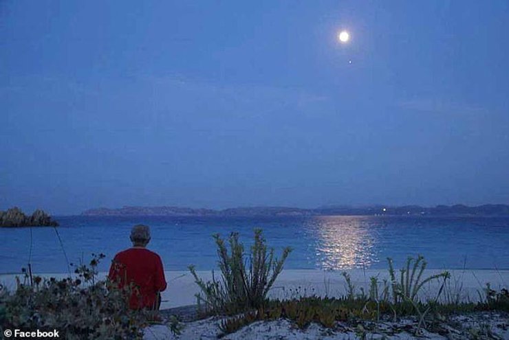 Мауро Боранди, остров, Италия, Национальный парк, Туристы, Робинзон Крузо