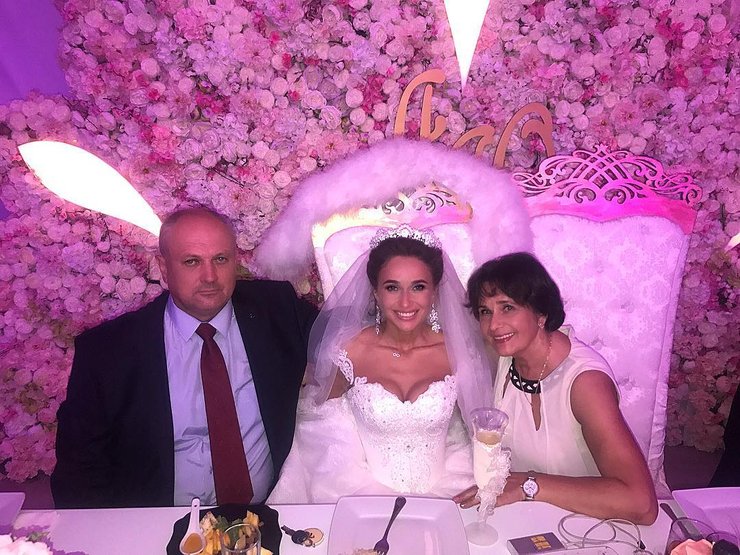 юлія Леус, весілля