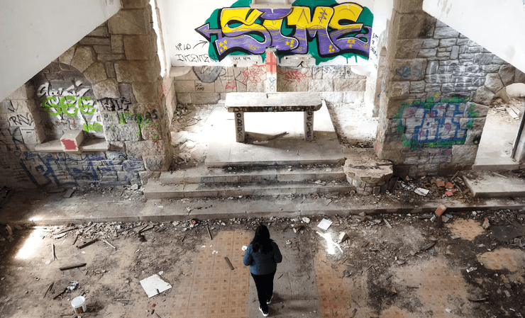 Мужчина купил заброшенную деревню в Испании, чтобы превратить ее в курорт