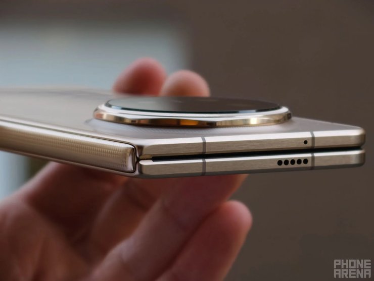 Складной телефон Honor Magic V6