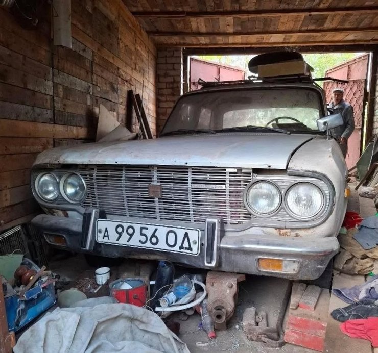 Toyota Crown S40