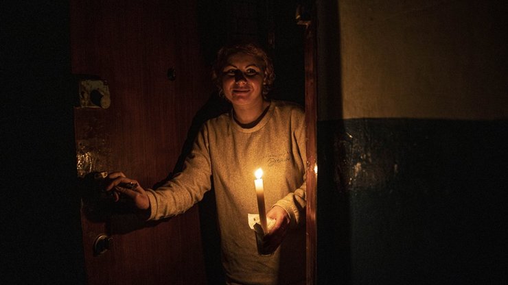 Сложная ситуация с дефицитом электроэнергии будет продолжать влиять также и на курс