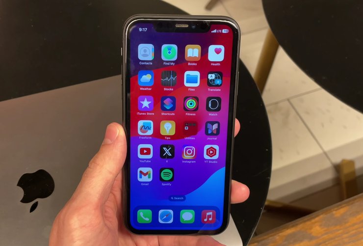 iPhone 11