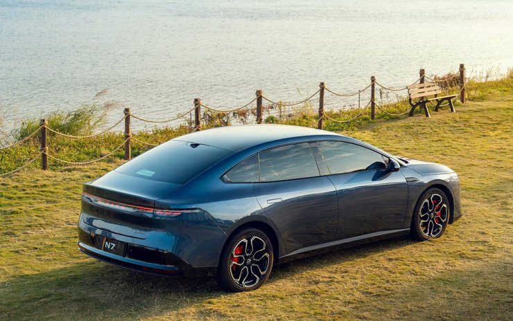 електромобіль ніссан н7, Nissan N7, новий Nissan N7, електромобіль Nissan, седан Nissan