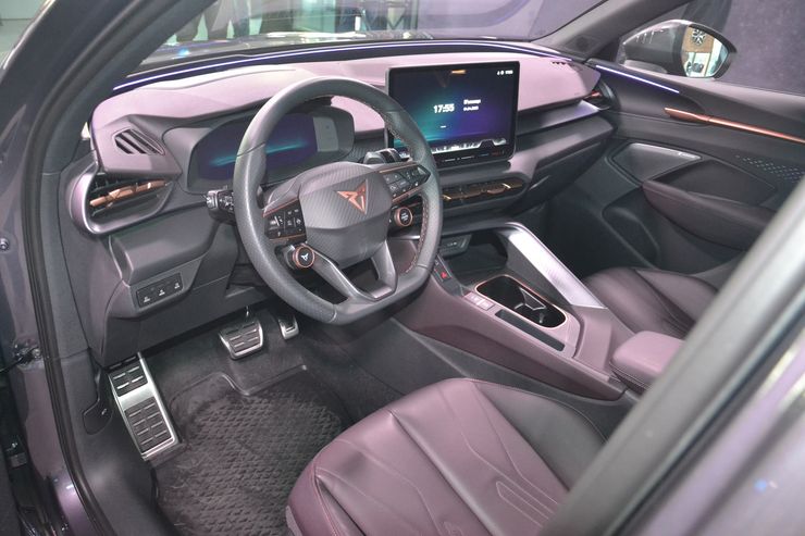 салон Cupra Terramar, нова Cupra Terramar, кросовер Cupra