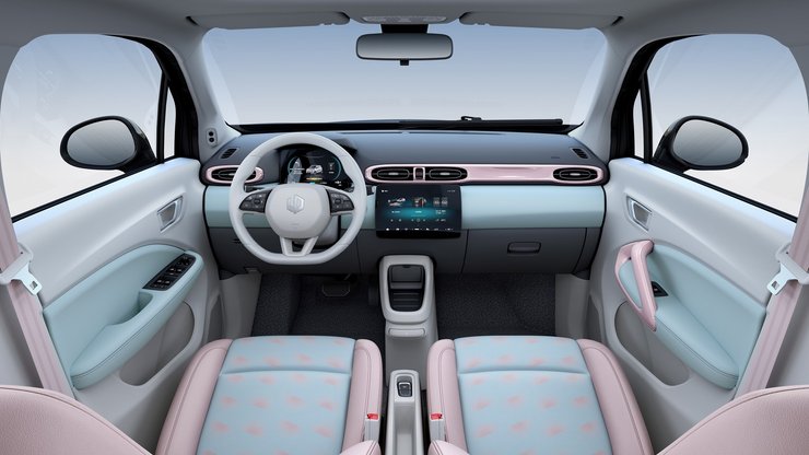 салон Leapmotor T03, новий Leapmotor T03, електромобіль Leapmotor, польський електромобіль